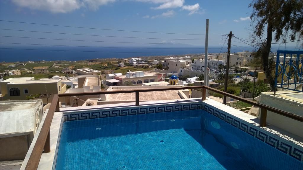 Anemomilos Suites Fira  Exterior photo