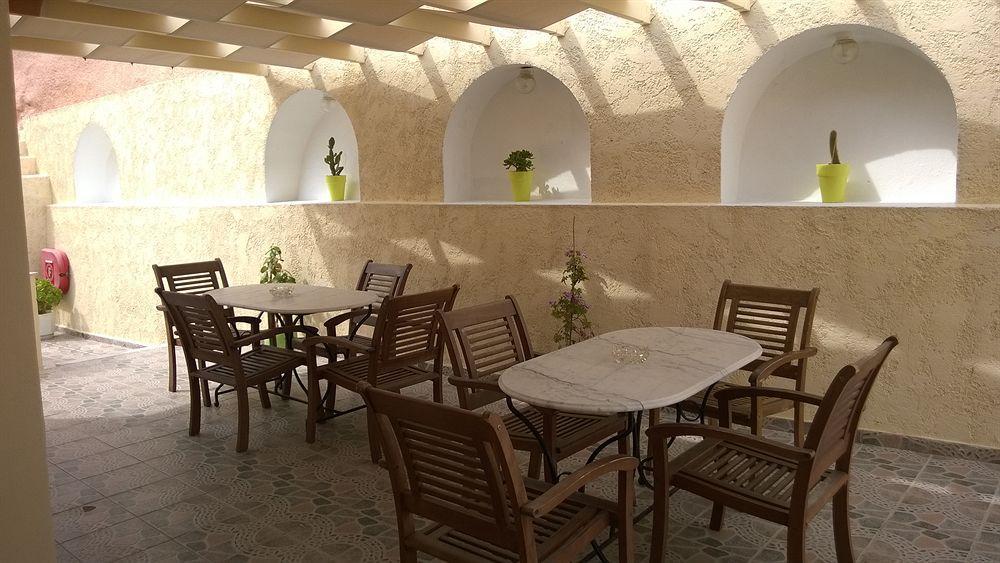 Anemomilos Suites Fira  Exterior photo