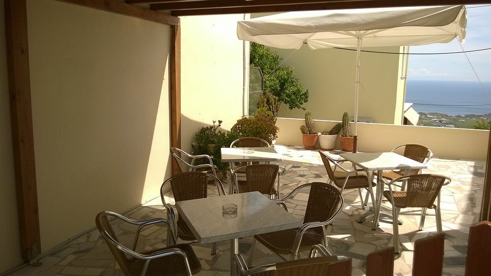 Anemomilos Suites Fira  Exterior photo