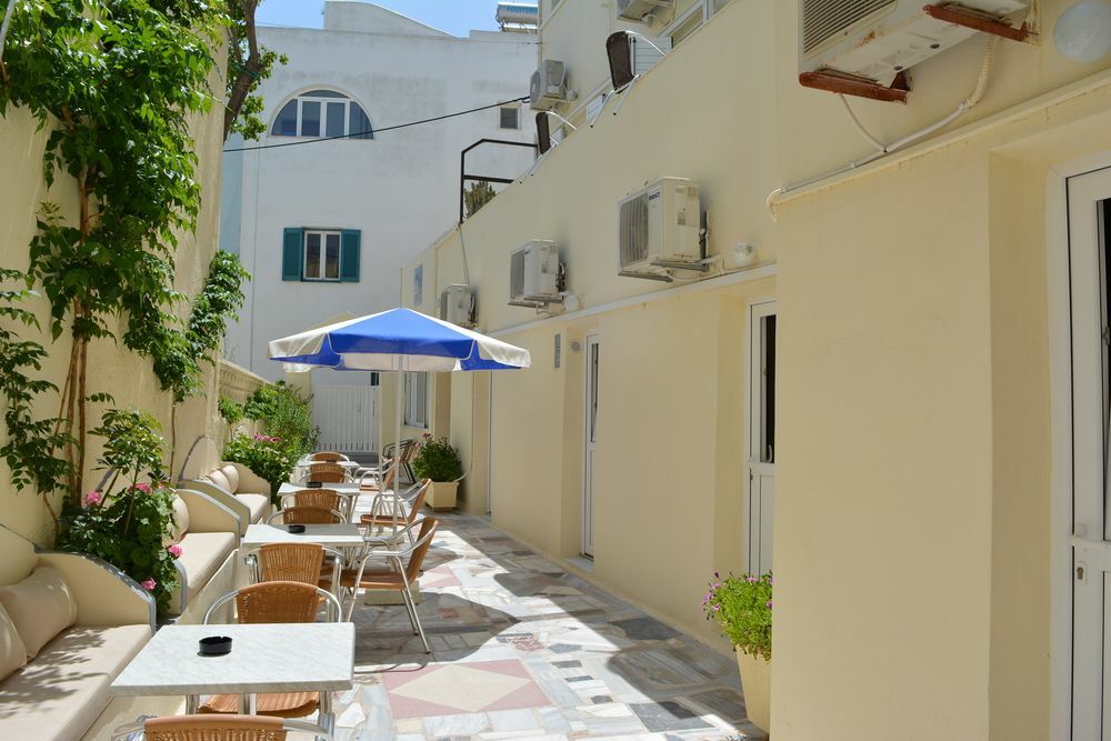 Anemomilos Suites Fira  Exterior photo