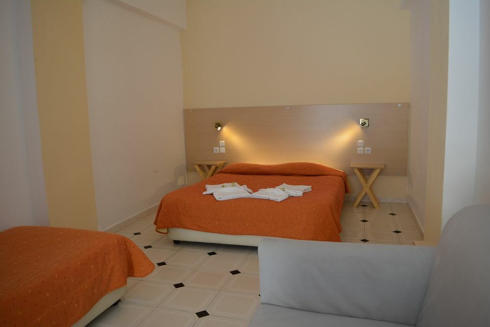 Anemomilos Suites Fira  Exterior photo